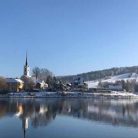 Apartmany Lipno - Frymburk Buitenkant foto